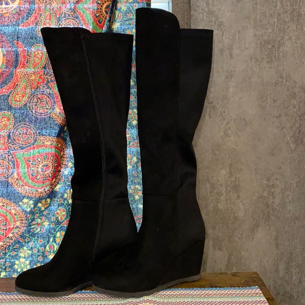 Tall black wedge boots size 7.5